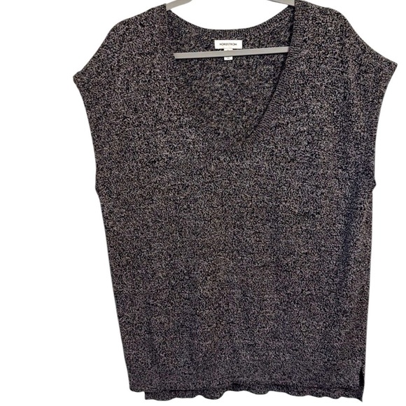 NORDSTROM Gray Sleeveless Boxy Vest Pull Over
Lagenlook XL - Picture 1 of 5